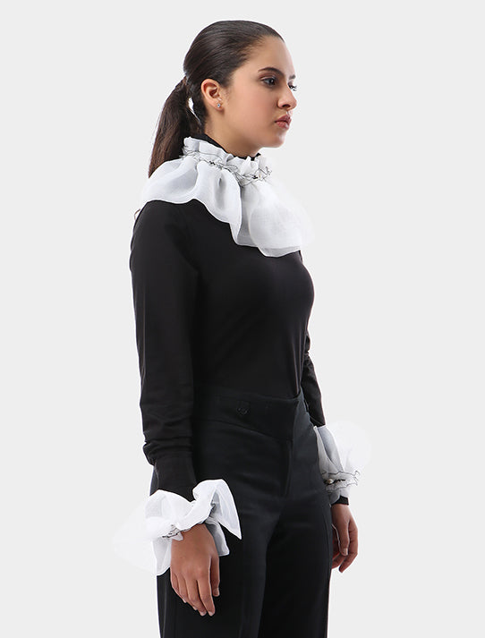 Organza Rounded Collar And Cuffs