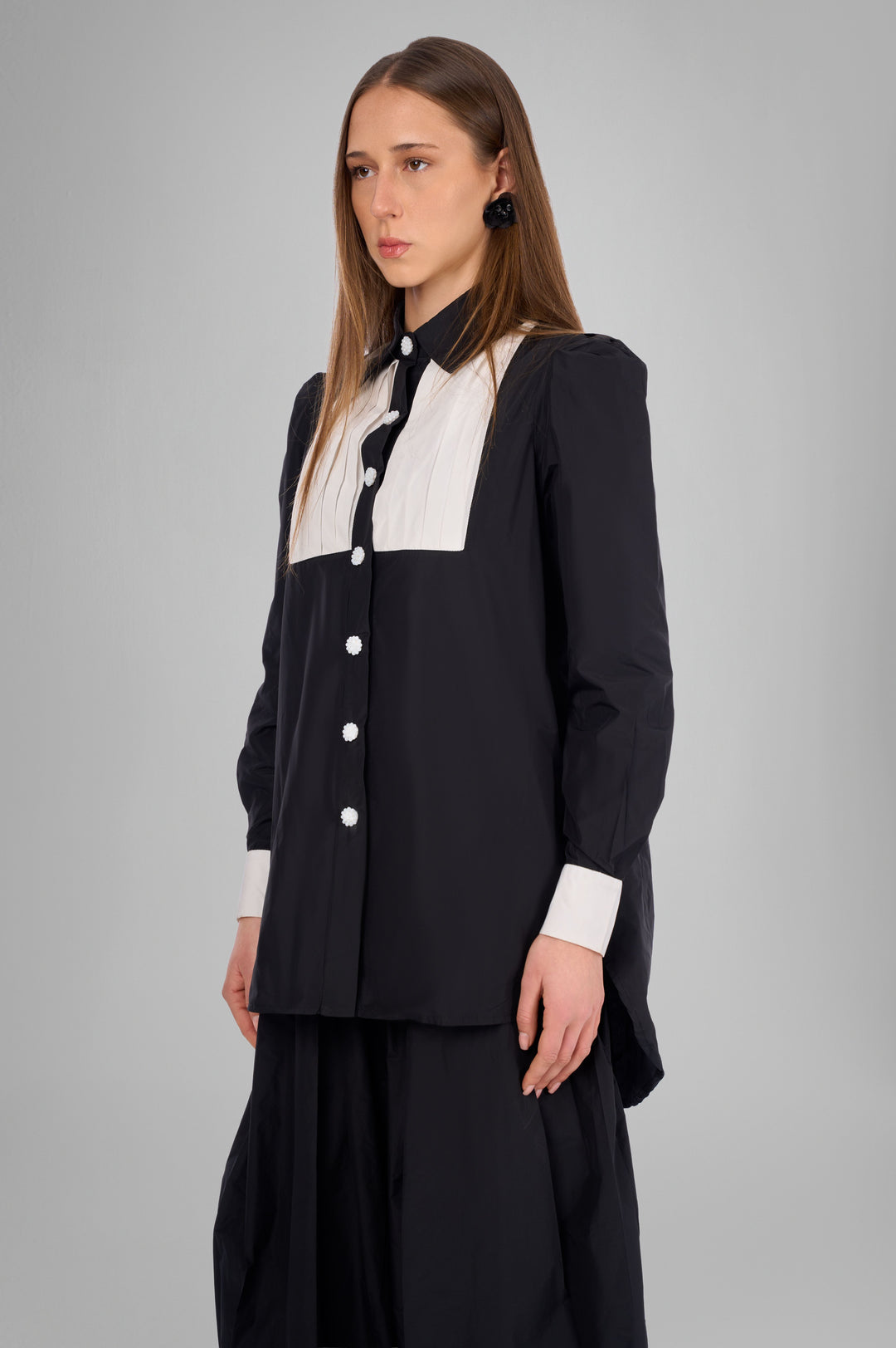 The Duality Contrast Blouse