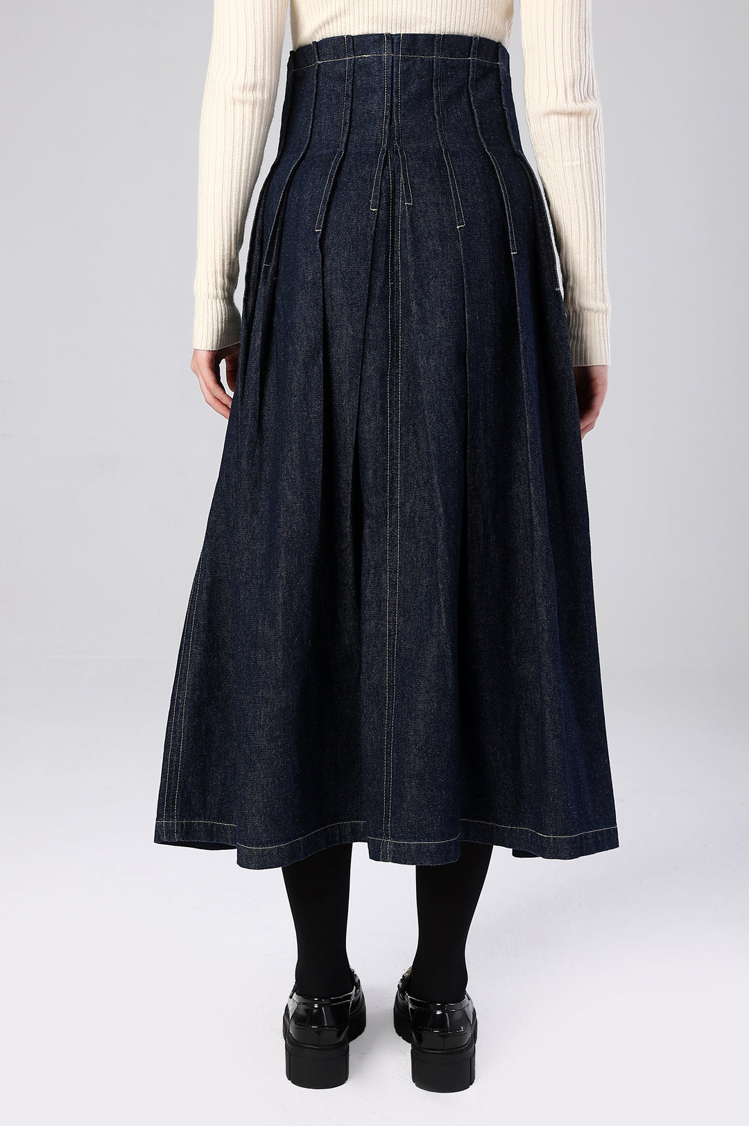The Veyra Skirt