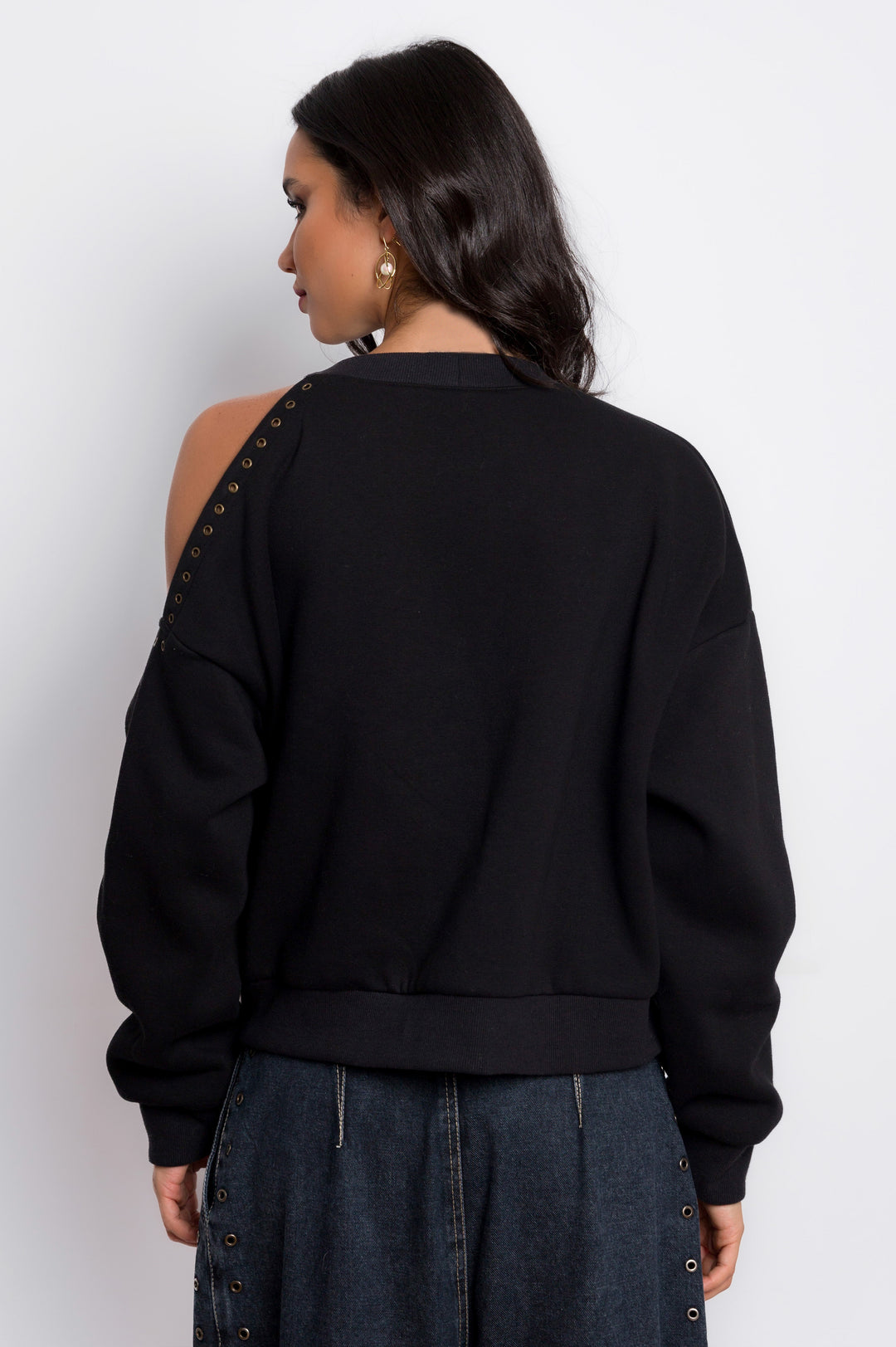 Cut Out Shoulder Pin Detail Sweatshirt