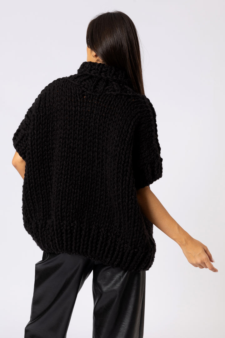 Oversized Short Sleeves Sweater In Black