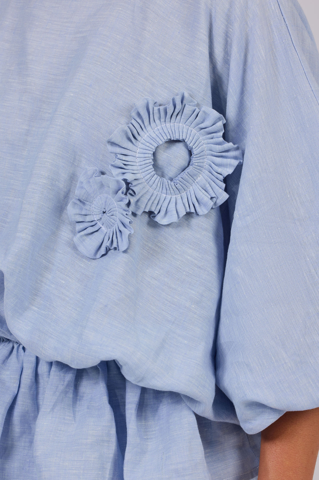 Sculptued Bloom Top