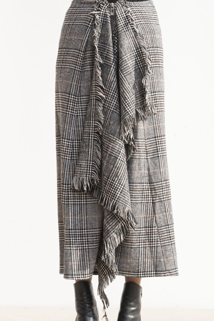 Plaid Aline Skirt With Ruffled Asymmetric Cut